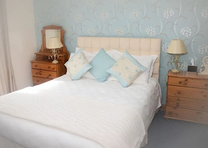 Pinewood House Guest house 3*