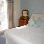 Πανσιόν Pinewood House Γουίτμπι